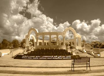 brunei/mukim-labu/attraction/taman-jubli-perak