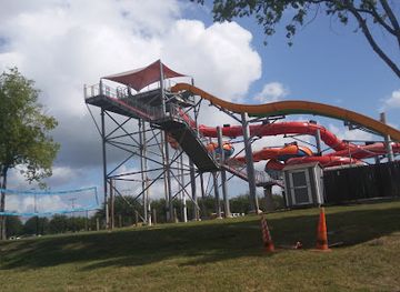 texas/west-texas/attraction/hawaiian-falls-waco