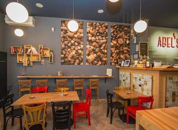 romania/bucharest/attraction/abel-s-wine-bar