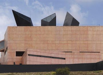 spain/navarre/attraction/jorge-oteiza-museum-foundation