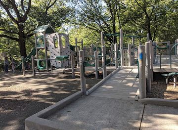 connecticut/greenwich-point-park/attraction/bruce-park-playground