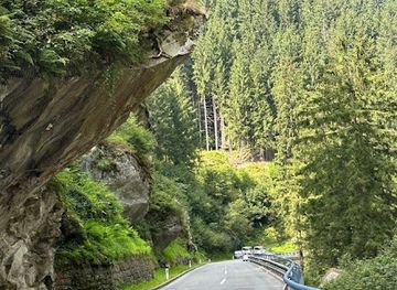 austria/zillertal-alps/attraction/canyoning-safari-com-treffpunkt-bluelagoon