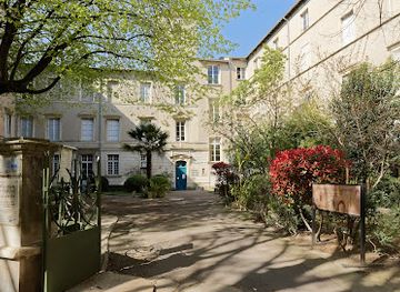 france/nimes/attraction/museum-d-histoire-naturelle-de-nimes