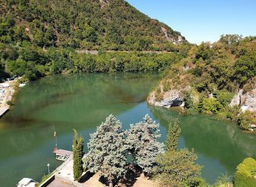 france/vercors-regional-natural-park/attraction/cave-thais