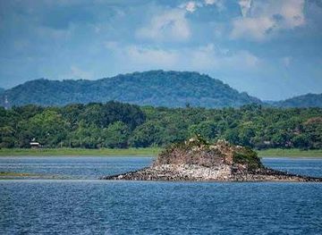 sri-lanka/sigiriya/attraction/parakrama-samudra