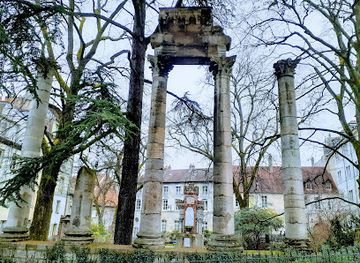 france/franche-comte/attraction/square-castan