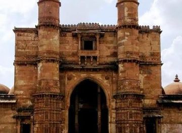 india/vadodara/attraction/champaner