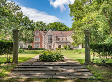 iowa/ankeny/attraction/salisbury-house-gardens