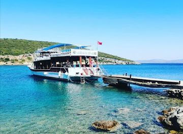 turkiye/cesme/attraction/nirvana-cesme-tekne-turu