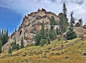 colorado/pikes-peak/attraction/crags-trail-head