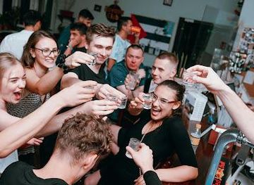 poland/krakow/attraction/krakow-pub-crawl-pubs-bars-clubs