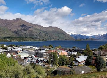new-zealand/wanaka/attraction/wanaka-war-memorial