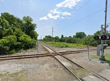 north-carolina/greenville/attraction/greenville-diamond-railroad-crossing