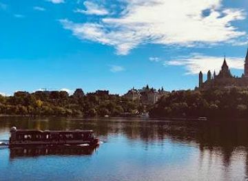 canada/ottawa/attraction/lady-dive-tours