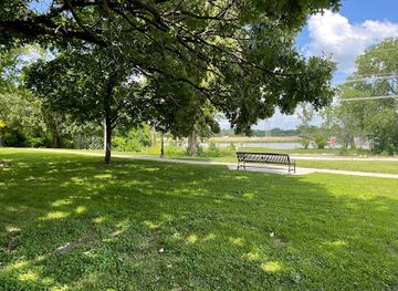 kansas/lawrence/attraction/rachel-genosky-memorial-bench