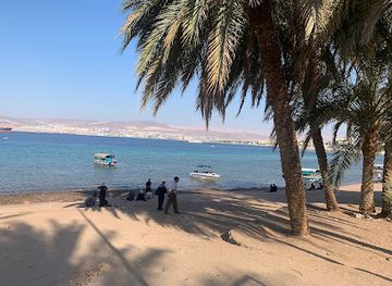 jordan/aqaba-coast/attraction/al-ghandour-beach
