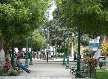 peru/piura/attraction/plaza-tres-culturas