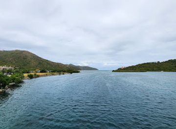 british-virgin-islands/tortola/attraction/queen-elizabeth-ii-bridge