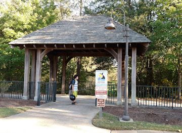 alabama/gadsden/attraction/the-james-d-martin-wildlife-park