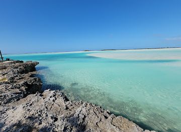 the-bahamas/ragged-island/attraction/man-o-war-cay-sandbar