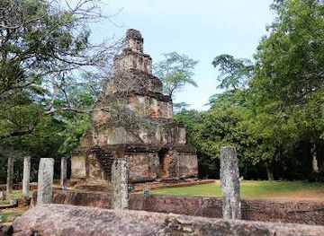 sri-lanka/polonnaruwa/attraction/sathmahal-prasadaya-51