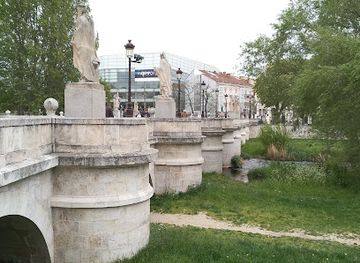spain/burgos/attraction/museo-del-libro-fadrique-de-basilea
