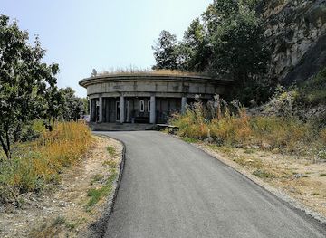 bulgaria/northeast-bulgaria/attraction/venetsa-cave
