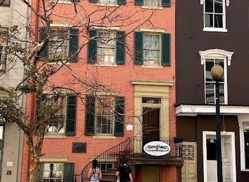 maryland/annapolis/attraction/petersen-house