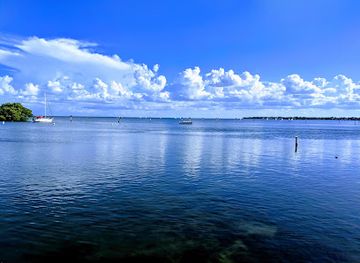 florida/miami/coral-gables/attraction/peacock-park