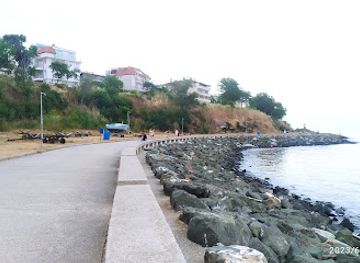 bulgaria/primorsko/attraction/portreti-varhu-skalite