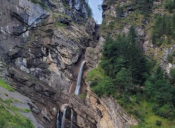 switzerland/wengen/attraction/masu-twin-waterfalls