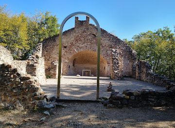italy/val-di-non/attraction/san-pietro-a-castelvecchio