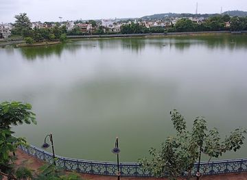 india/central-india/attraction/kachhpura-bridge