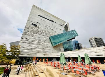 texas/dallas/attraction/perot-museum-of-nature-and-science