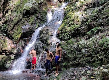 india/meghalaya/attraction/kshaid-tymmen-falls