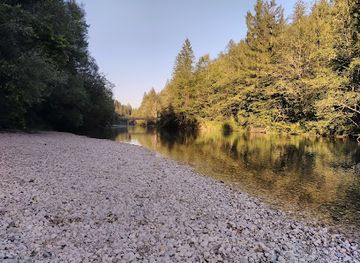 slovenia/bled/attraction/sava-bohinjka-beach