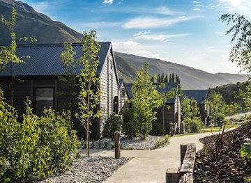 new-zealand/queenstown/attraction/gibbston-valley-lodge-spa