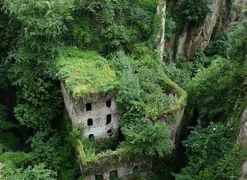 italy/sorrento/attraction/vallone-dei-mulini