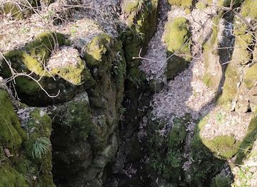 hungary/tatabanya/attraction/lengyel-barlang