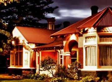 australia/melbourne/attraction/lantern-ghost-tours