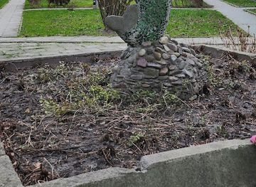 poland/krakow/nowa-huta/attraction/fontanna