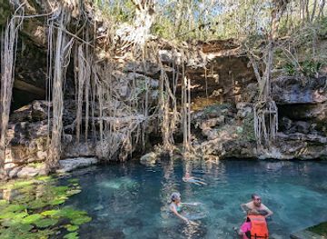 mexico/yucatan-peninsula/attraction/cenote-x-batun
