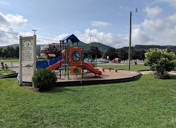 north-carolina/boone/attraction/tot-lot