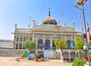 india/lucknow/attraction/chota-imambada