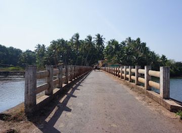 india/tarkarli/attraction/ganesh-mandir-aadari-bridge-malvan