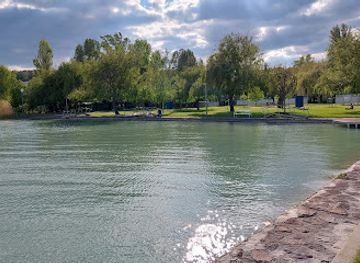 hungary/balaton-uplands/attraction/kaptalanfured-strand