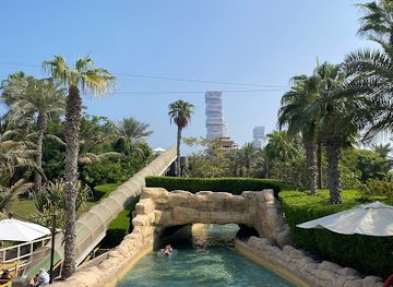 united-arab-emirates/palm-jumeirah/attraction/neptune-tower