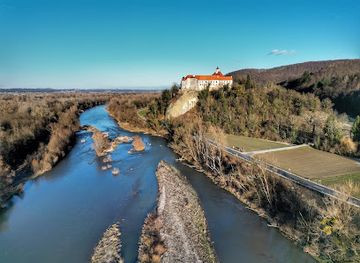 slovenia/mura/attraction/borl-castle