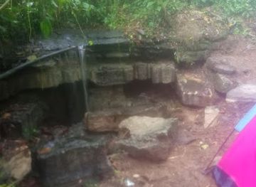 ecuador/tena/attraction/cavernas-del-toglo