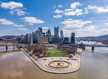 pennsylvania/pittsburgh/strip-district/attraction/point-state-park